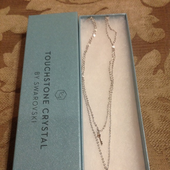 Touchstone crystal Swarovski Key n lock  Necklace - Picture 3 of 4